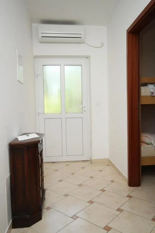 Apartments With A Parking Space Moscenicka Draga, Opatija - 2327 Croatia